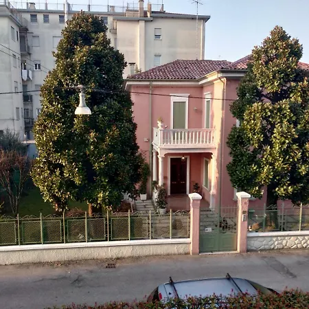 Appartamento With Children In Venice